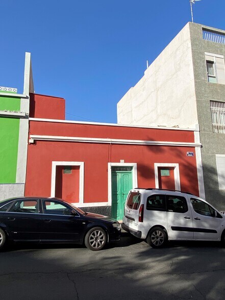 Plaza Fuero Real de Gran Canaria, LAS PALMAS, Las Palmas for sale - Primary Photo - Image 2 of 3