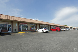 More details for 600-650 E 9th St, Hialeah, FL - Retail for Rent