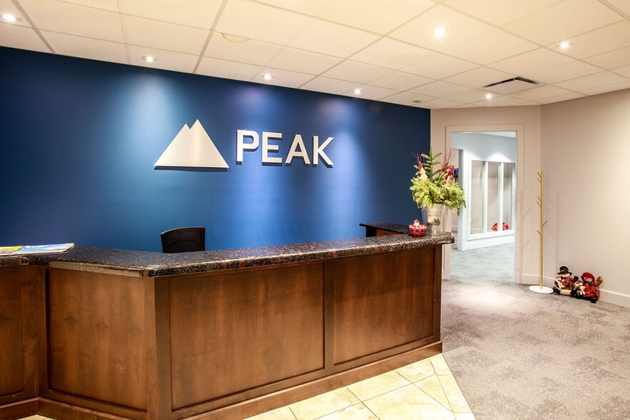 1455 Ellis St, Kelowna, BC to rent - Building Photo - Image 2 of 5