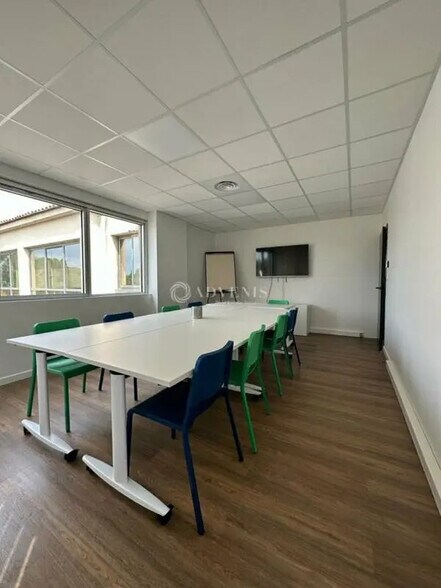 Office in Montpellier to rent - Building Photo - Image 2 of 4