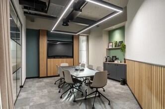 Northgate Clos, Bolton to rent Interior Photo- Image 2 of 6