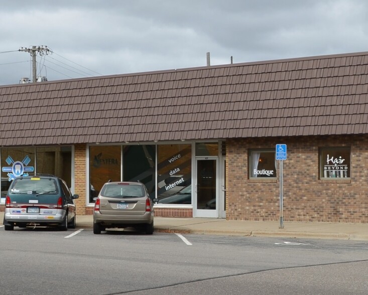 613-623 Maple St, Brainerd, MN for rent - Building Photo - Image 2 of 4