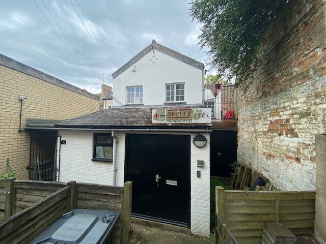 72-73 High St, Huntingdon for sale Building Photo- Image 1 of 8