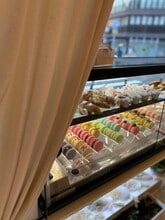 Retail in Madrid, Madrid to rent Interior Photo- Image 2 of 3