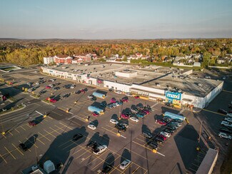 More details for 1055 Av Du Pont S, Alma, QC - Retail to Rent