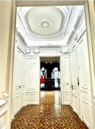 Location Bureaux 110 m² - Photo 1