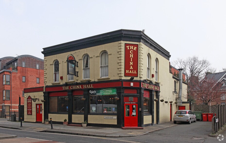 141 Lower Rd, London for sale - Primary Photo - Image 1 of 1