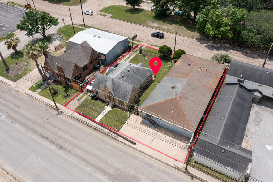 6309 Washington Ave, Houston, TX for rent - Building Photo - Image 1 of 8