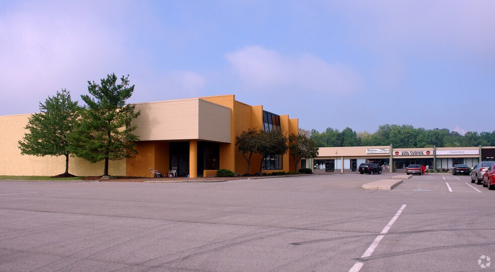 5000 E Market St, Warren 44484 UK