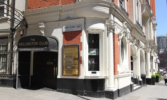 More details for 116A Knightsbridge, London - Retail to Rent