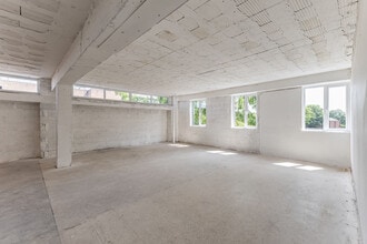 43-49 Church St, Reading to rent Interior Photo- Image 2 of 14