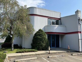 More details for 320 N Courtland St, East Stroudsburg, PA - Office for Rent