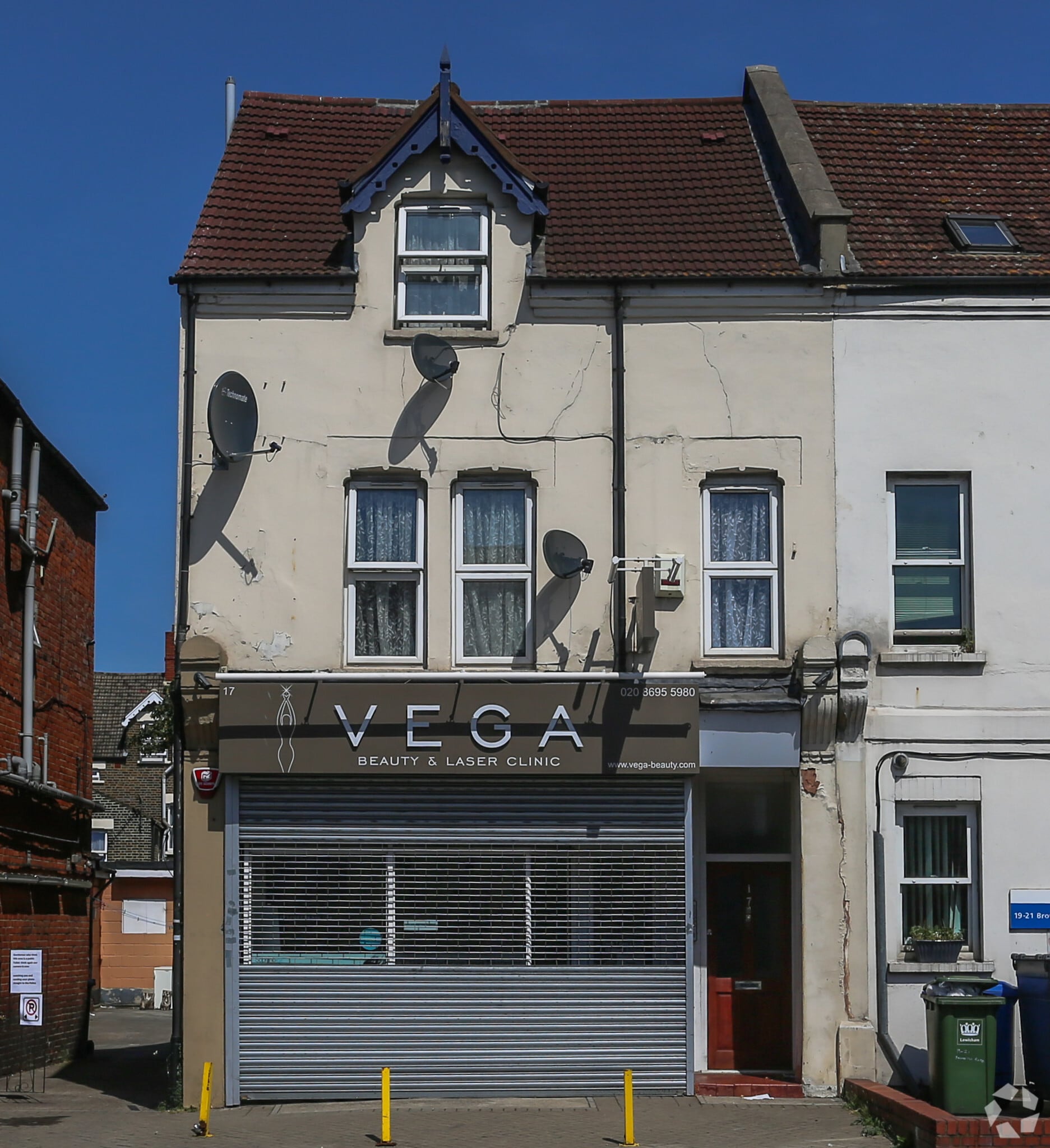 17 Brownhill Rd, London to rent Primary Photo- Image 1 of 17