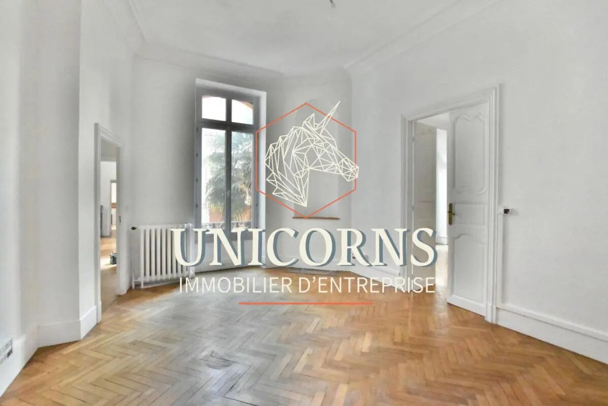 Office in Toulouse to rent Building Photo- Image 1 of 5