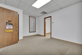 3721 W Michigan Ave, Lansing, MI for rent Interior Photo- Image 1 of 5