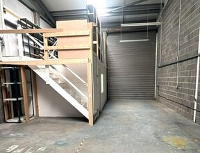 Dolly Ln, Leeds to rent Interior Photo- Image 1 of 4