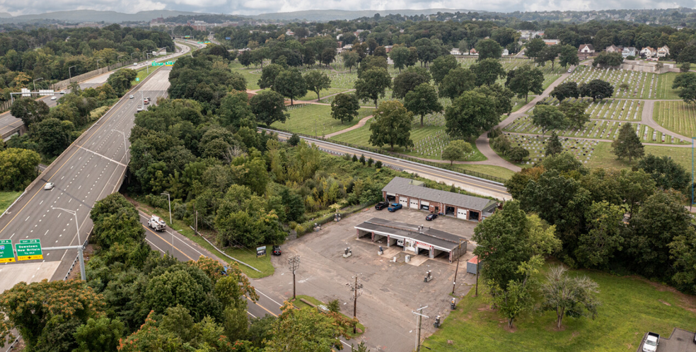 1108 East St, New Britain, CT for rent - Building Photo - Image 3 of 3