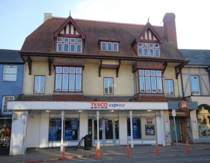 1A Parkfield Rd, Torquay for sale Building Photo- Image 1 of 1