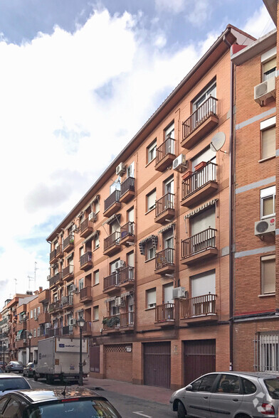 Calle Guadalajara, 13, Móstoles, Madrid for sale - Primary Photo - Image 1 of 2