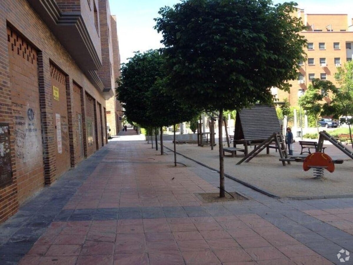 Coslada, MAD 28820 - - - Interior Photo - Image 2 of 2