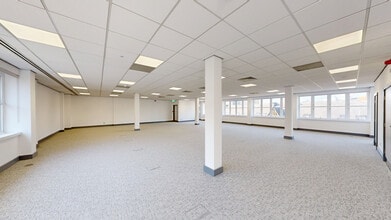 Boar Ln, Leeds to rent Matterport 3D Scan- Image 2 of 9