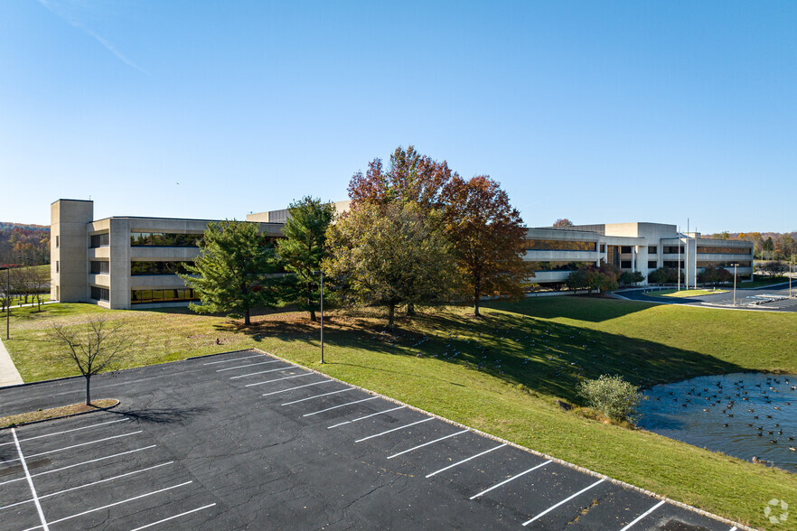 53 Frontage Rd, Hampton, NJ for rent - Building Photo - Image 3 of 13