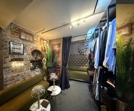 19-19A Broad St, Alresford to rent Interior Photo- Image 2 of 3