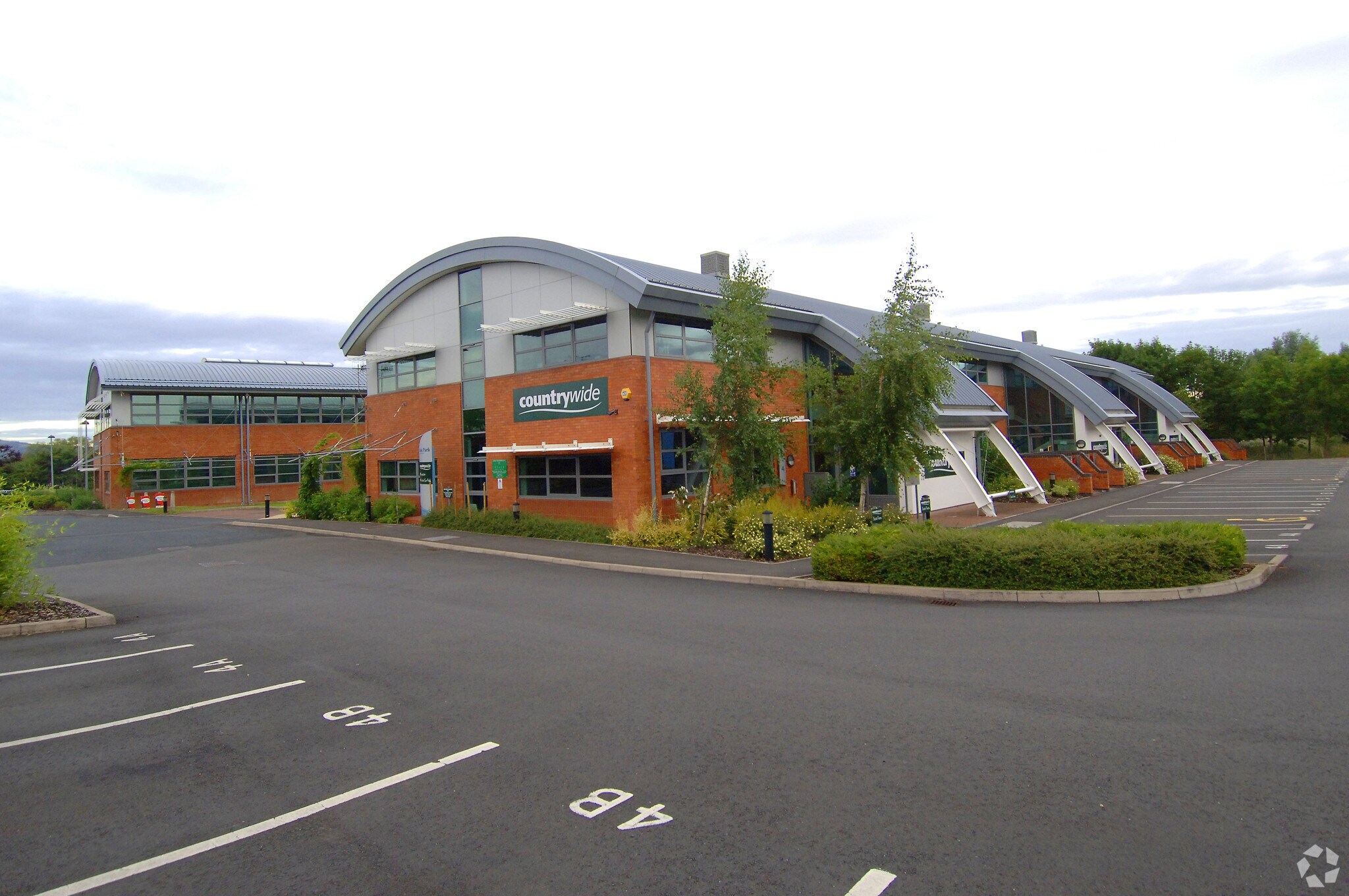 Asparagus Way, Evesham for sale Primary Photo- Image 1 of 1