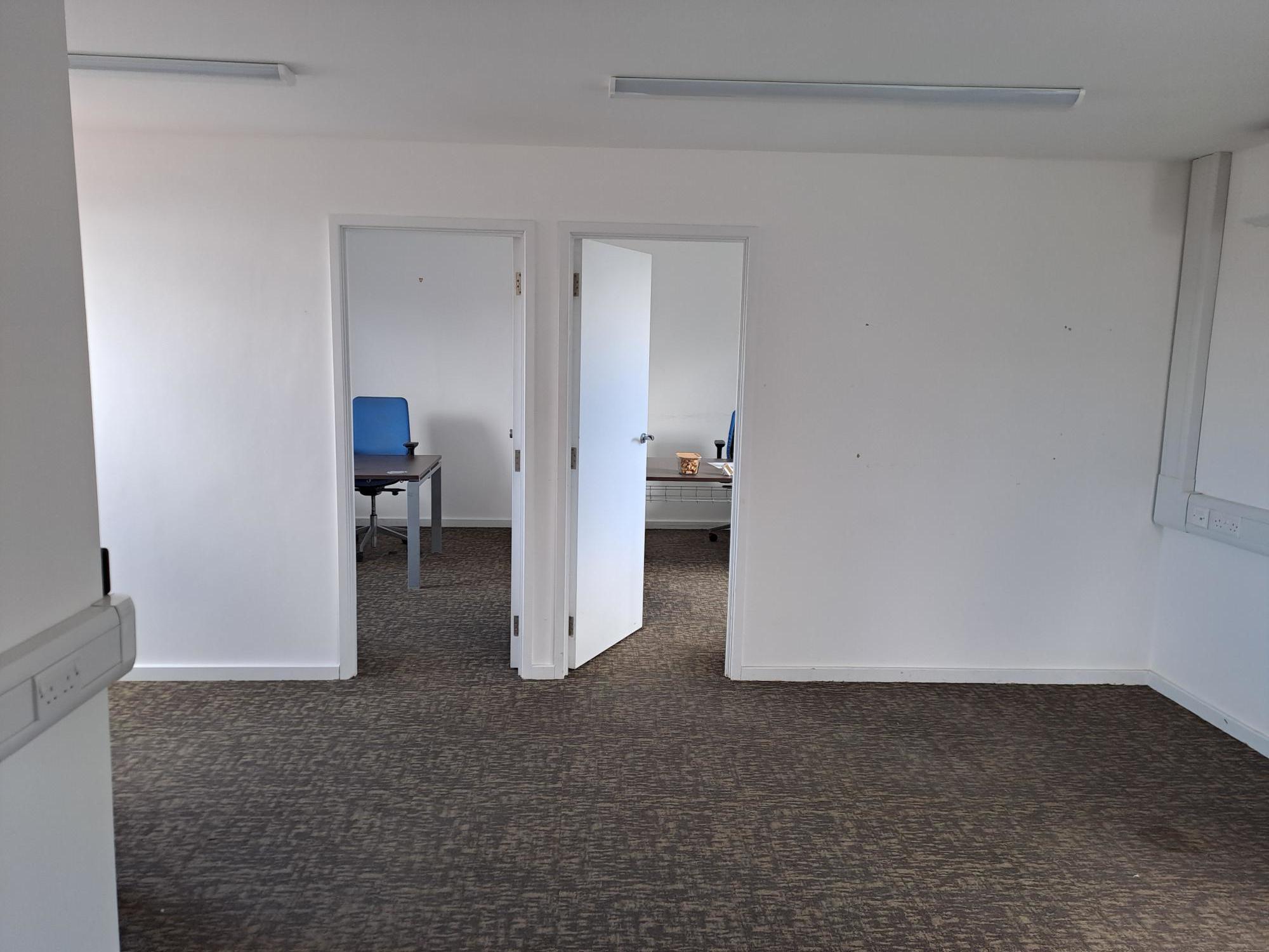 30 Burrowfield, Welwyn Garden City to rent Interior Photo- Image 1 of 3