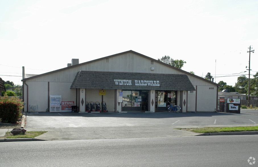 6852 N Winton Way, Winton, CA for sale - Primary Photo - Image 1 of 2