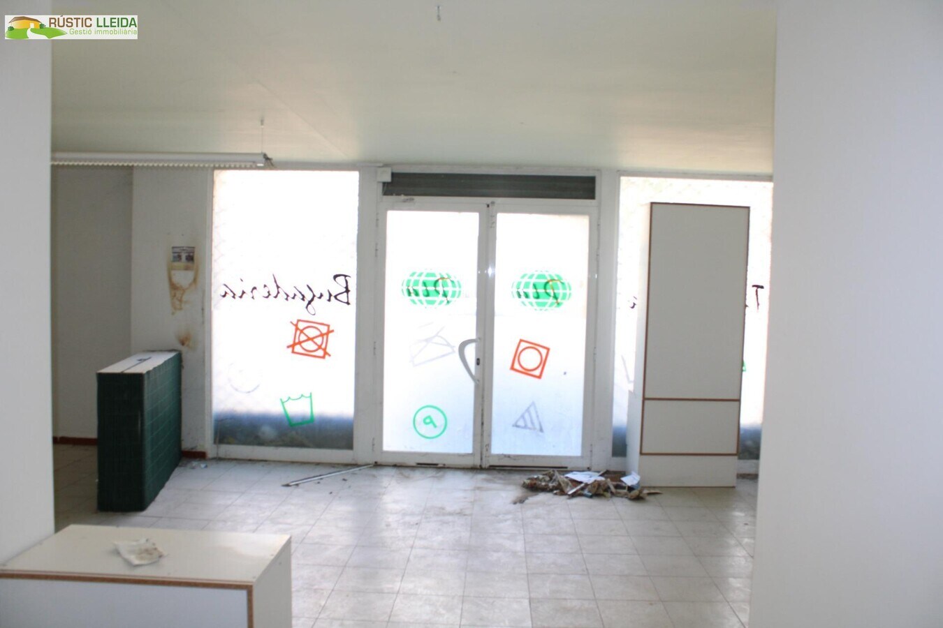 Tàrrega, LER 25300 - Unit 01 -  - Interior Photo - Image 2 of 11