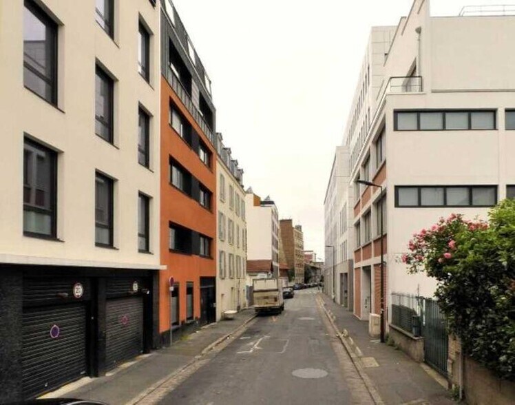 Office in Montreuil for sale - Building Photo - Image 1 of 5