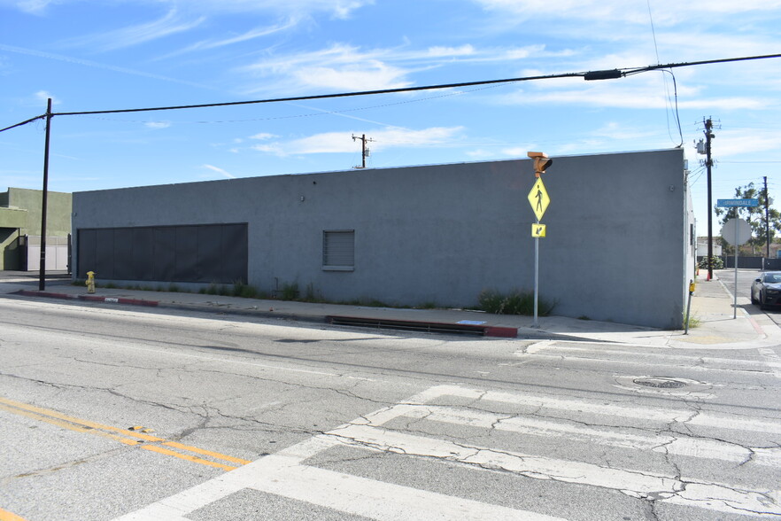 352-354 S Irwindale Ave, Azusa, CA for rent - Building Photo - Image 1 of 26