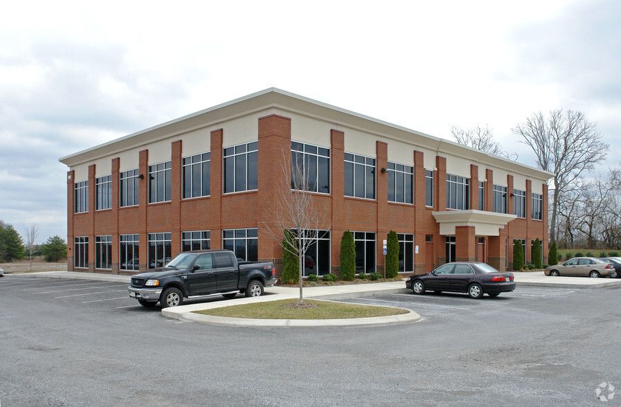 101 Southeast Parkway Ct, Franklin, TN for sale - Building Photo - Image 1 of 1