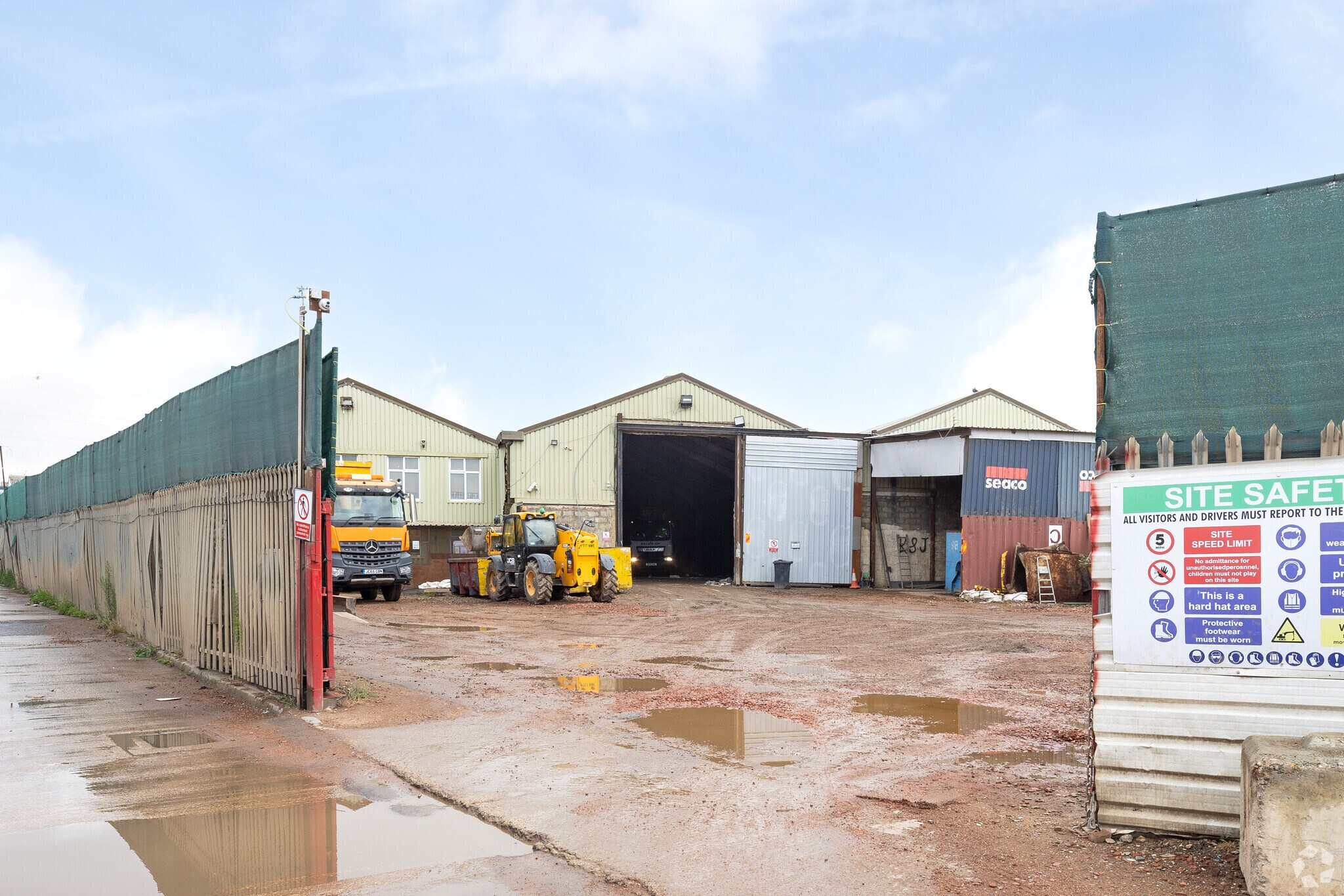 11 Atcost Rd, Barking for sale Primary Photo- Image 1 of 1