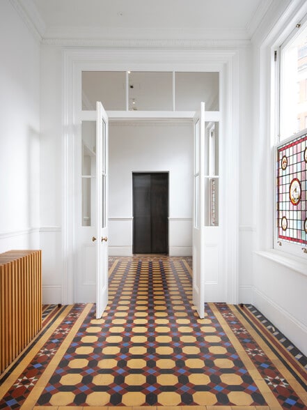 1-2 Cromwell Place, London to rent - Interior Photo - Image 3 of 6