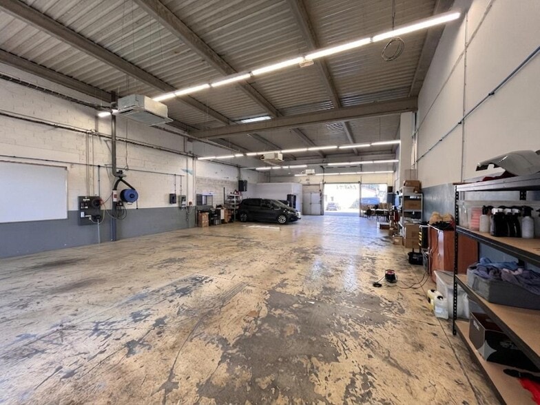 Retail in La Garde to rent - Building Photo - Image 2 of 4