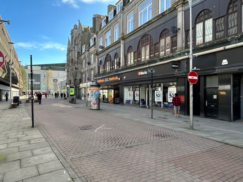 135 George St, Aberdeen to rent - Building Photo - Image 1 of 1