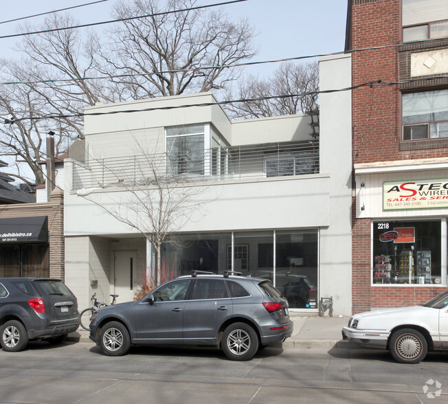 2216 Queen St, Toronto, ON for sale - Primary Photo - Image 1 of 1