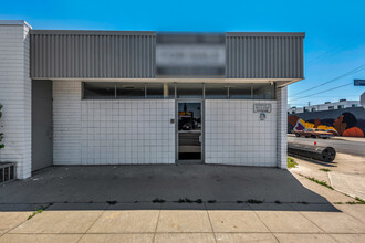 5700 Cahuenga Blvd, North Hollywood, CA for sale Building Photo- Image 1 of 41