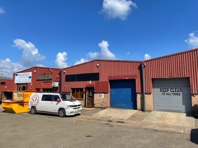 More details for Unit 4, Longshot Industrial Estate, Bracknell - Industrial to Rent