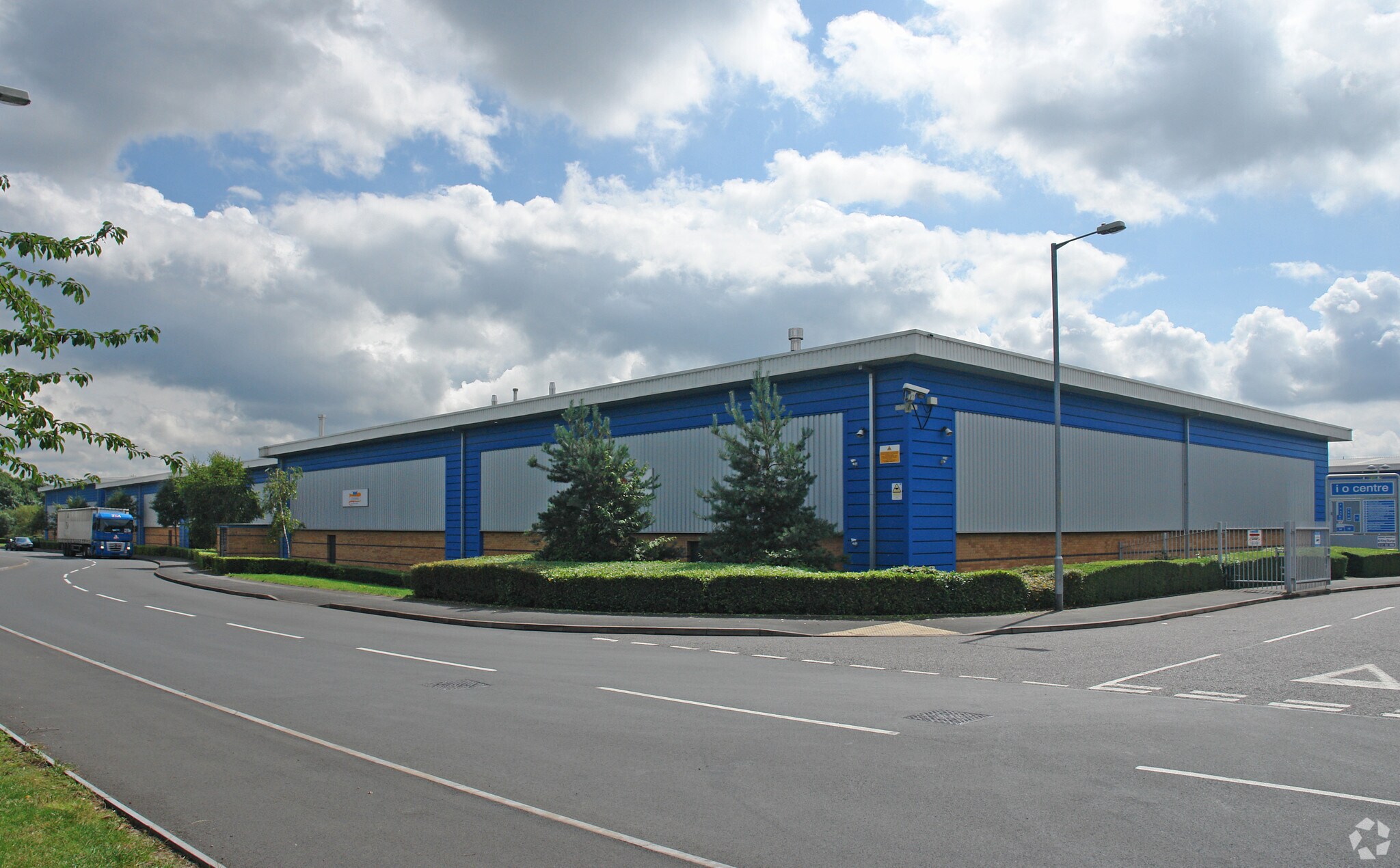 Nash Rd, Redditch for sale Primary Photo- Image 1 of 1