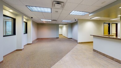 1521 E Tangerine Rd, Oro Valley, AZ to rent Matterport 3D Scan- Image 1 of 13