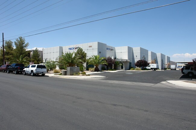 More details for 3720 W Oquendo Rd, Las Vegas, NV - Industrial to Rent
