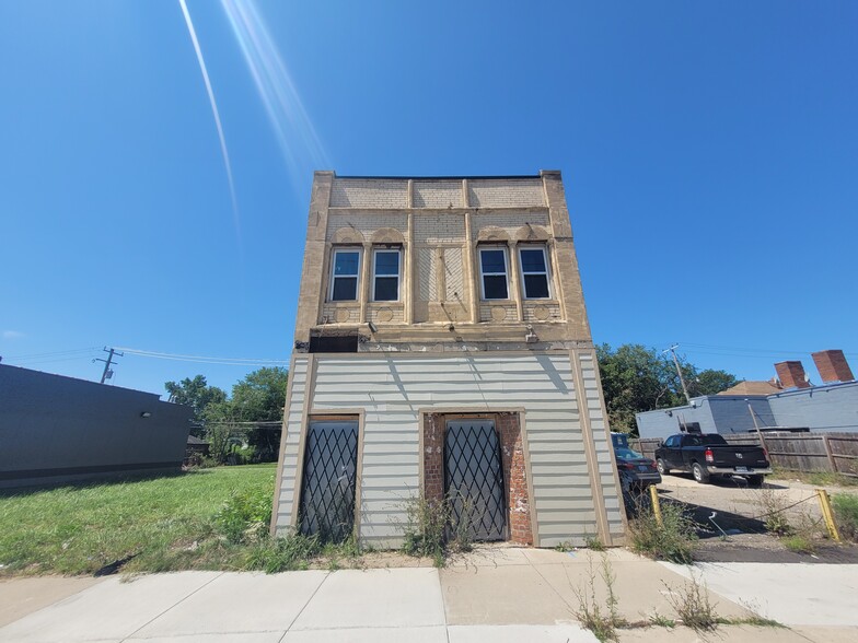 14907 Livernois Ave, Detroit, MI for sale - Primary Photo - Image 1 of 46