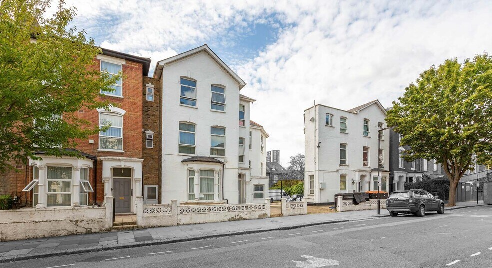 18-22 Wilberforce Road portfolio of 3 properties for sale on LoopNet.co.uk - Building Photo - Image 3 of 7