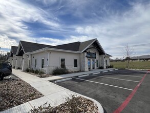 2631-2641 Gattis School Rd, Round Rock, TX for rent Building Photo- Image 1 of 4