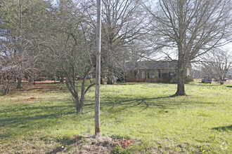 5772 Startown Rd, Maiden, NC for sale Primary Photo- Image 1 of 4