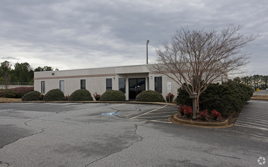 175 N Town Dr, Spartanburg, SC for sale - Primary Photo - Image 1 of 30