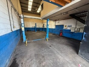 1 Anthony Way, London to rent Interior Photo- Image 1 of 1